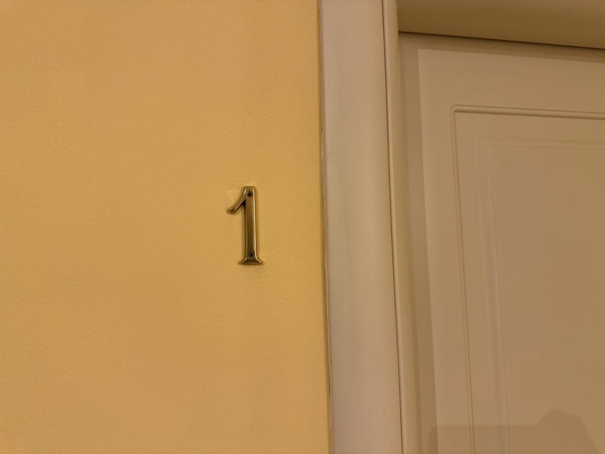 Feel - Bellavista Suites Bergamo Exteriör bild