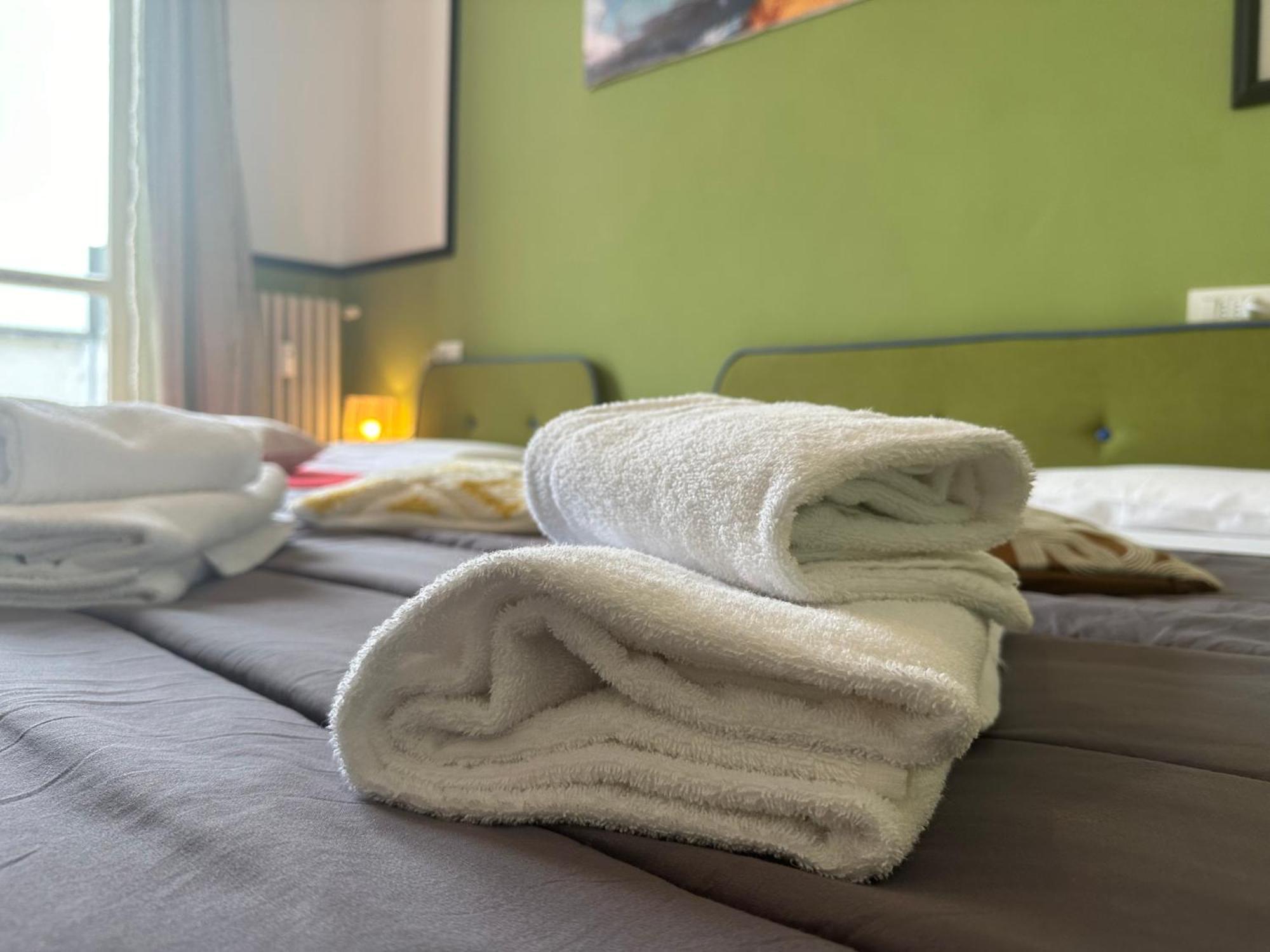 Feel - Bellavista Suites Bergamo Exteriör bild